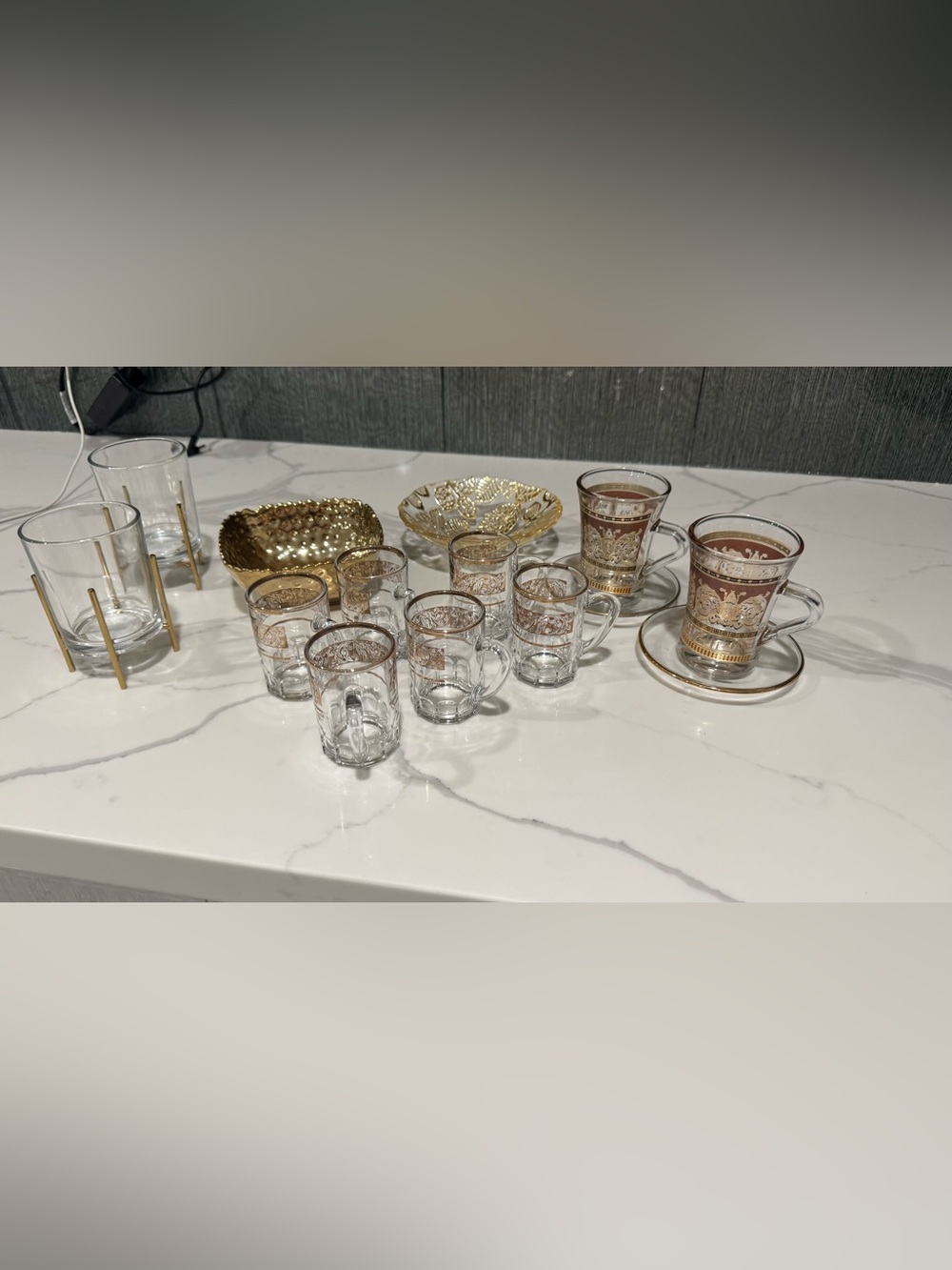 Elegant Gold-Trim Glass Mug Set - Clear with Gold